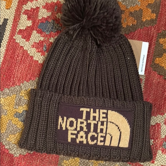 North Face heritage ski hat - Picture 1 of 3